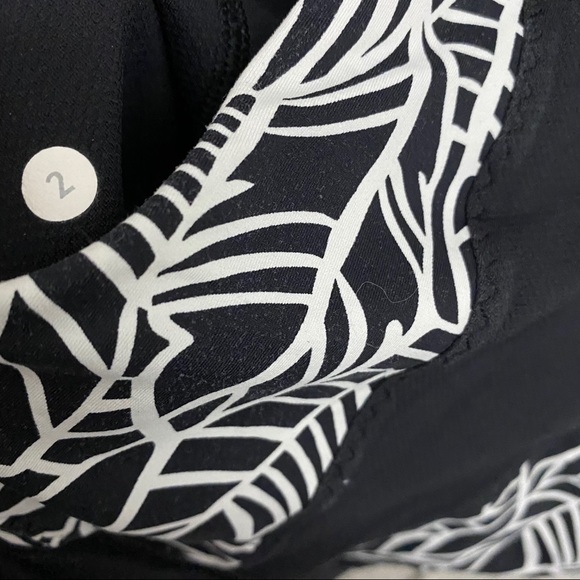 Lululemon Run: Ta Ta Topper Tank Top - Picture 5 of 6